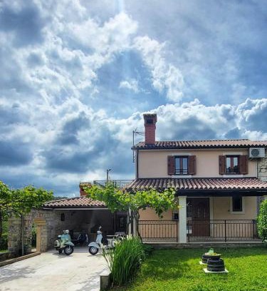 Rakotule House | Casa Mandula