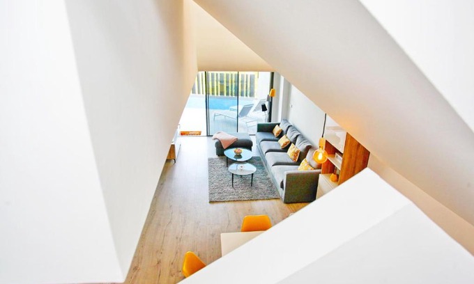 Caleta de Velez House | Casa Melocotón - Designhouse mit privatem Pool, direkt am Golfplatz