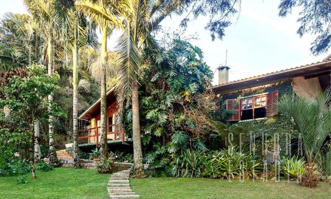 Rancho Queimado House | Casa Merlot com Lareira Quadra e Vista para Lago