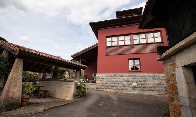 Cangas de Onis Cottage | Casa Miyares for 7 people