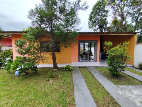 Boraceia House | Casa na Boraceia, 100 M praia c roupas cama e banho
