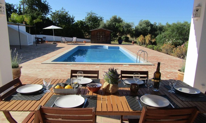 Fonte do Bispo House | CASA NATUREZA quiet PRIVATE SWIMMING POOL and garden