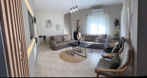 Agios Nikolaos House | Casa Negiada