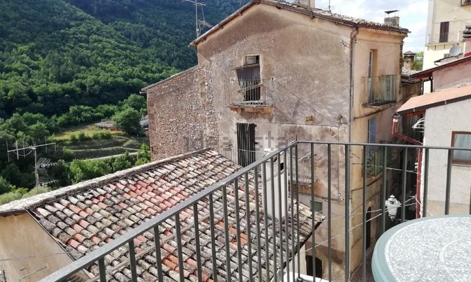 Pettorano sul Gizio Apartment | Casa nel borgo nella natura