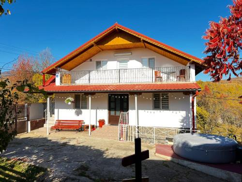 Berislavesti House | Casa NIB Calimanesti