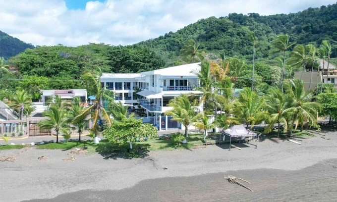 Cerro Plano Villa | Casa Nine Private Oceanfront Pool Beach