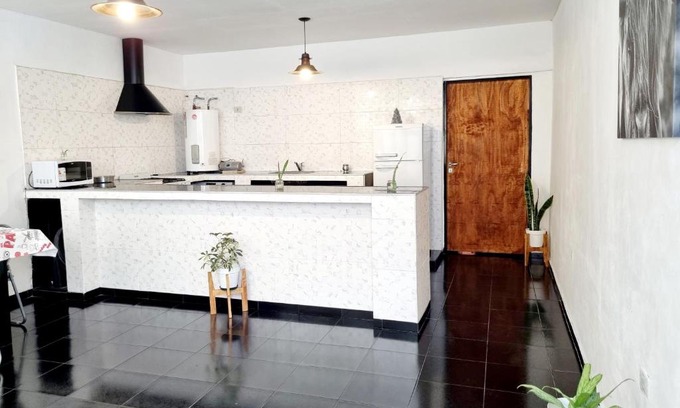 La Rioja Apartment | CASA NOSTRA Departamento tipo casa con cochera