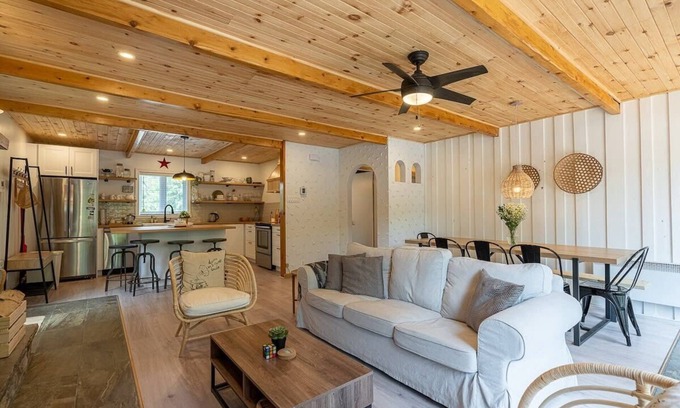 Amherst Ski Chalet | Casa Olej Unforgettable getaway in Tremblant & SPA