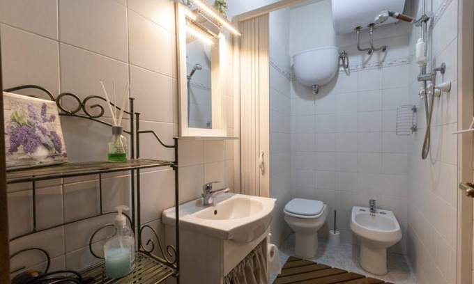 Siena Historical Center Apartment | Casa Onda - in the Contrada heart