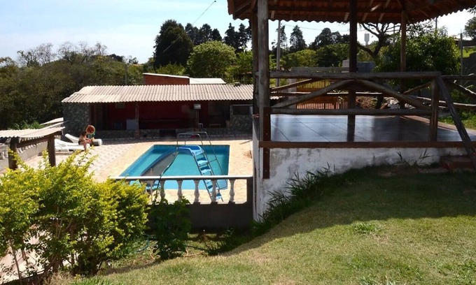 Mairinque House | Casa p/ relaxar com piscina e Wi-Fi em Mairinque