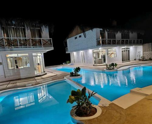 Leoncio Prado Villa | Casa Palmar Oceanfront paradise in Zorritos