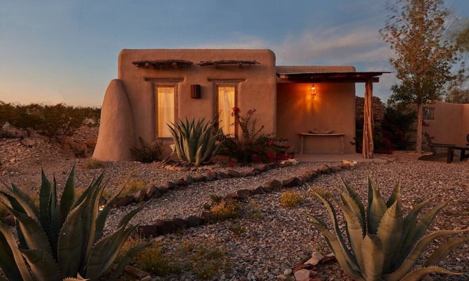 Study Butte-Terlingua House | Casa Piedra ⁠ — Short Drive from Big Bend