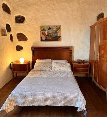 Taibique House | Casa Poesía de El Hierro, situada en el centro de El Pinar