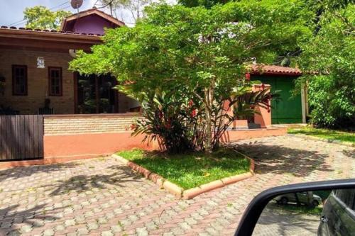Boicucanga Beach House | Casa Rústica em Condomínio com piscina e muita natureza