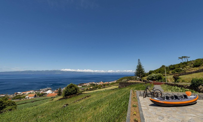 Santo Amaro House | Casa Rosa Chá Pico - Azores