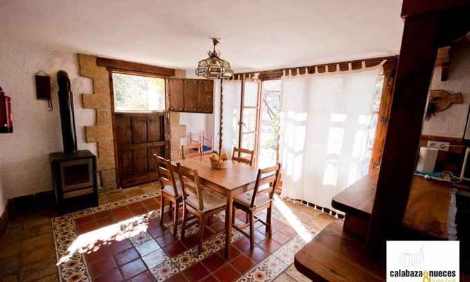 Cazorla House | Casa Rural Calabaza & Nueces