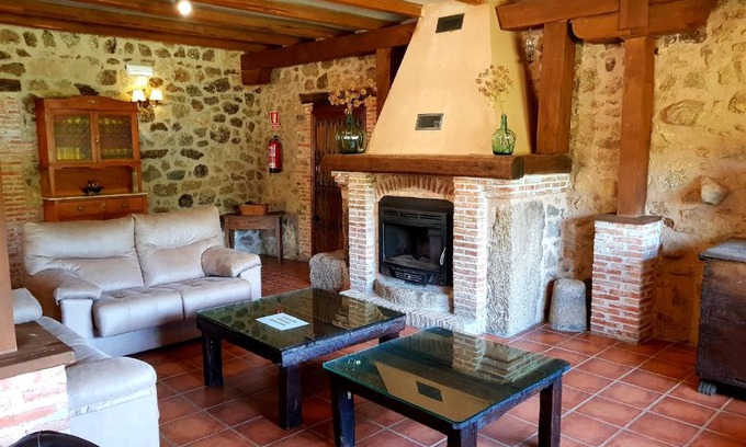 Cuacos de Yuste House | Casa Rural Colmenarejo