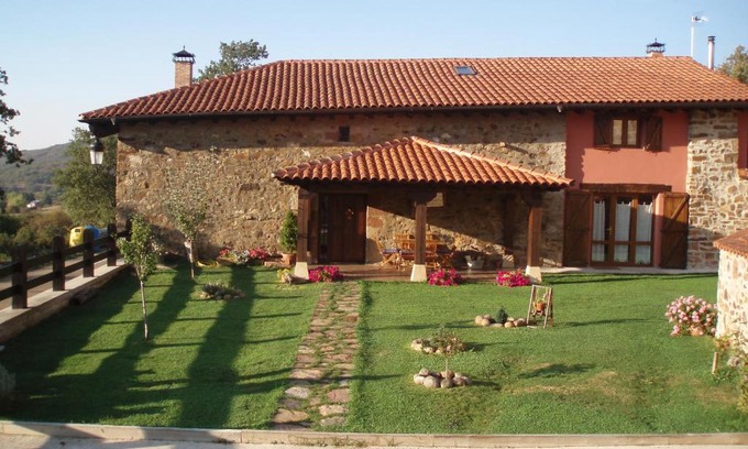 Pineda de la Sierra House | CASA RURAL EL HAYEDO