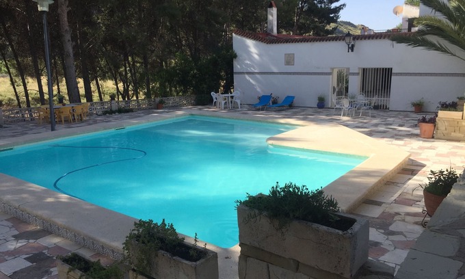 Elda Villa | Casa Rural Molera PATIO (option 4 guests)