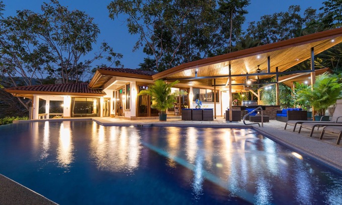 Savegre House | Casa Sea Breeze- Luxury OceanView Estate+50' Infinity Pool on 100 Acres