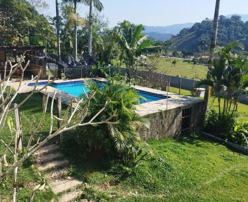 Pomerode House | Casa suíça suíte nr3 master luxo 4-pessoas