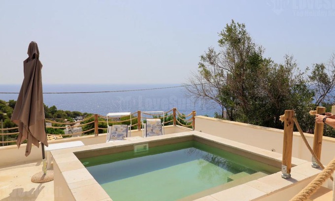 Marina di Novaglie House | Casa sul mare Novaglie by LoveSud