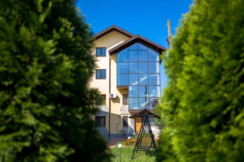 Tirgu Jiu House | Casa Topazz