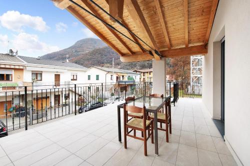 Pisogne Apartment | Casa Tovini