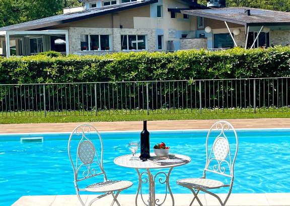 Spinone Al Lago Apartment | Casa Vacanze Alessandro