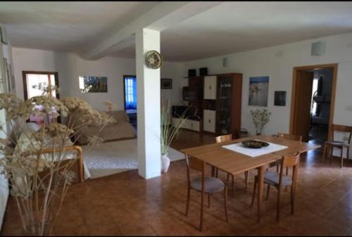 Fluminimaggiore House | Casa Vacanze il Giardino