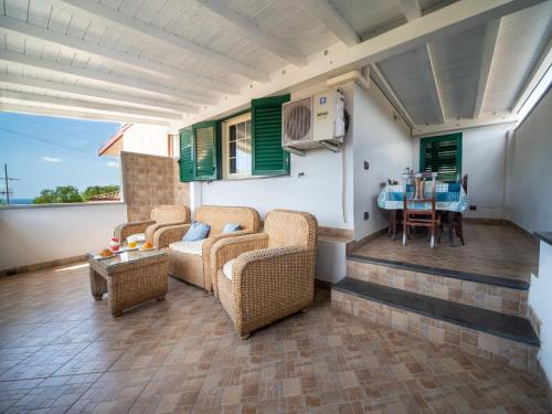 Santa Teresa di Riva Apartment | CASA VACANZE AGATA