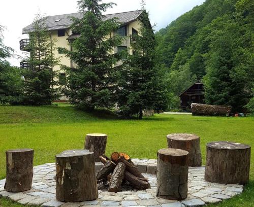 Cornereva House | Casa Valea Cernei