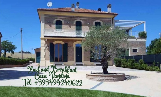 Maiolati Spontini Bed & Breakfast | Casa Vandina
