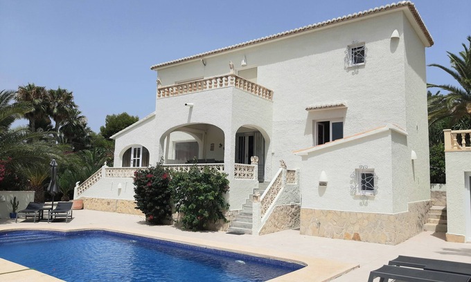 Cap de la Nau Villa | Casa Verde, cozy holiday home with private heated pool in Javea