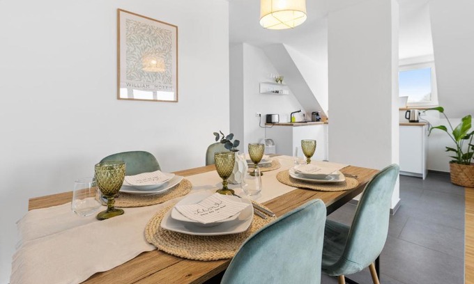 Hanfeld Apartment | Casa Verde: Küche, TV, Nespresso, im Grünen