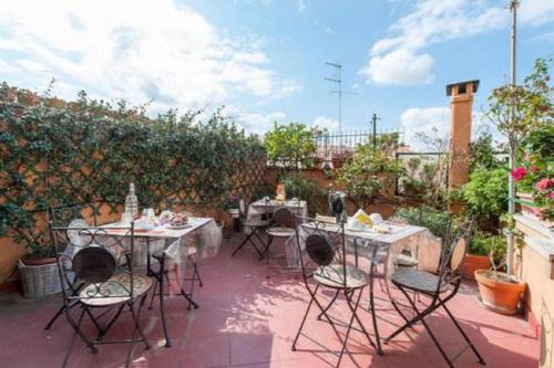 San Giovanni Apartment | Casa Via Cesena