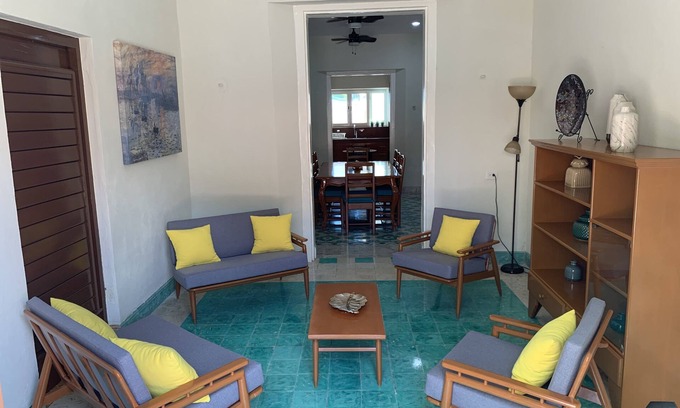 Colonia Centro House | Casa Victoria - At Downtown Just 2 blocks away from de main street!