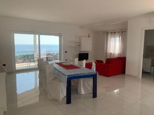 Pietrapaola Apartment | Casa vista mare-LATO EST