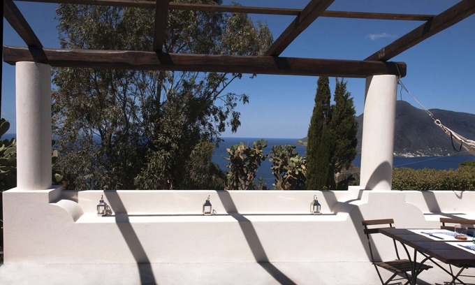 Quattropani House | Casa Zuleika Panoramic Hideaway