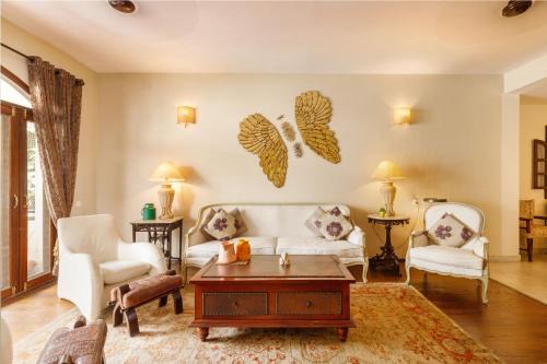 Shanthala Nagar Apartment | Casabella by Red Olive Pvt Terrace Lavelle Rd 30 Nights Minimum