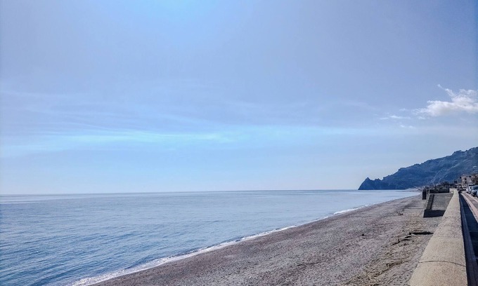 Santa Teresa di Riva Bed & Breakfast | CasaBlanc