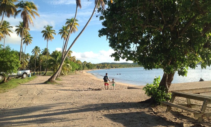 Pedernales Apartment | Casablanca #1 inviting two-bedroom garden oasis near Boqueron