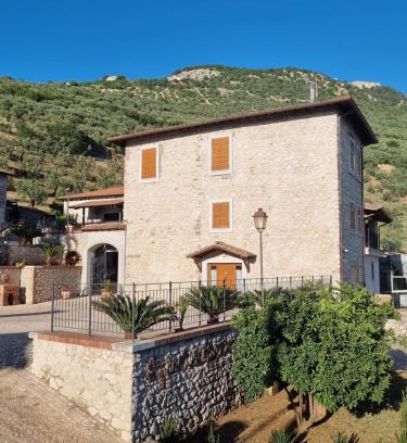 Rocca Massima Bed & Breakfast | CASALE DEI PRIORI