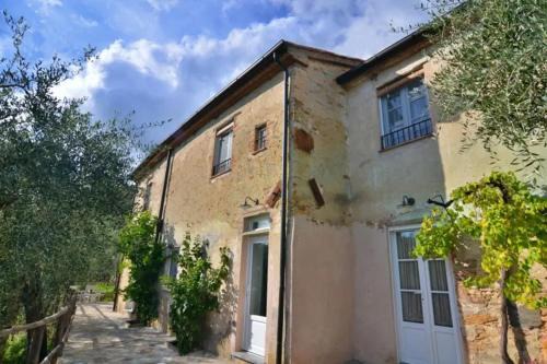 Buti Villa | Casale l’oliveta