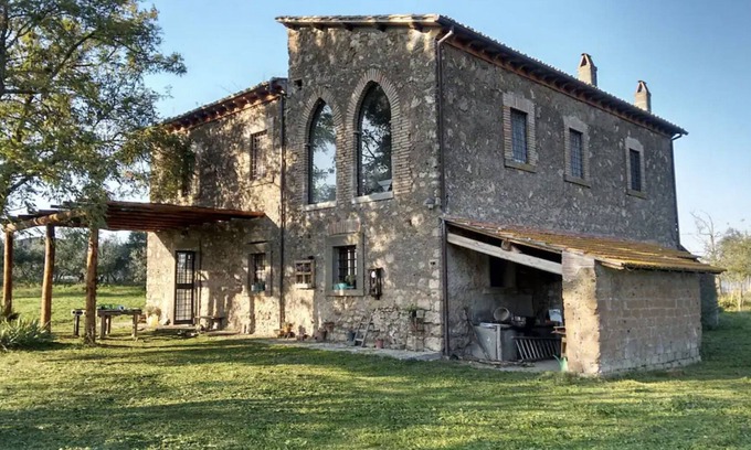 Vitorchiano House | Casale Le Bifore - Self-catering in Vitorchiano - Traditional country house