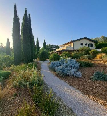 Saturnia Bed & Breakfast | Casale Terre Rosse Garden