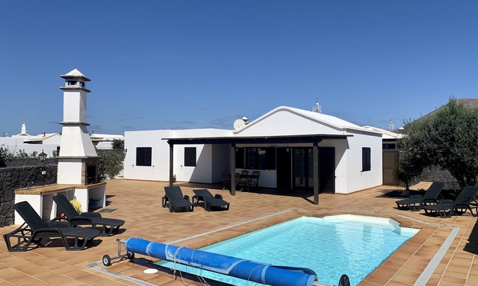 San Bartolome Cottage | Casas Tomare for 6 people