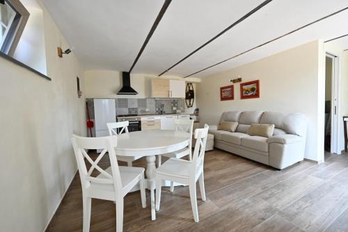 Murazzano House | CASCINA BINELLO appartamento B