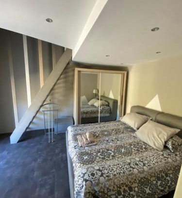 Muzzano Bed & Breakfast | cascina serra beb camera BIELMONTE