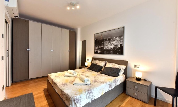 Cernusco sul Naviglio Apartment | CaseOspitali - Casa Kikka, elegante appartamento con balcone in nuovo condominio per 4